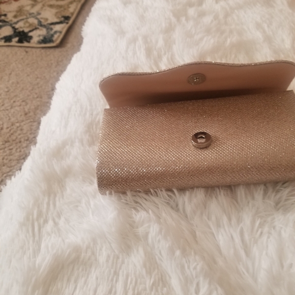 Purse - Picture 4 of 4